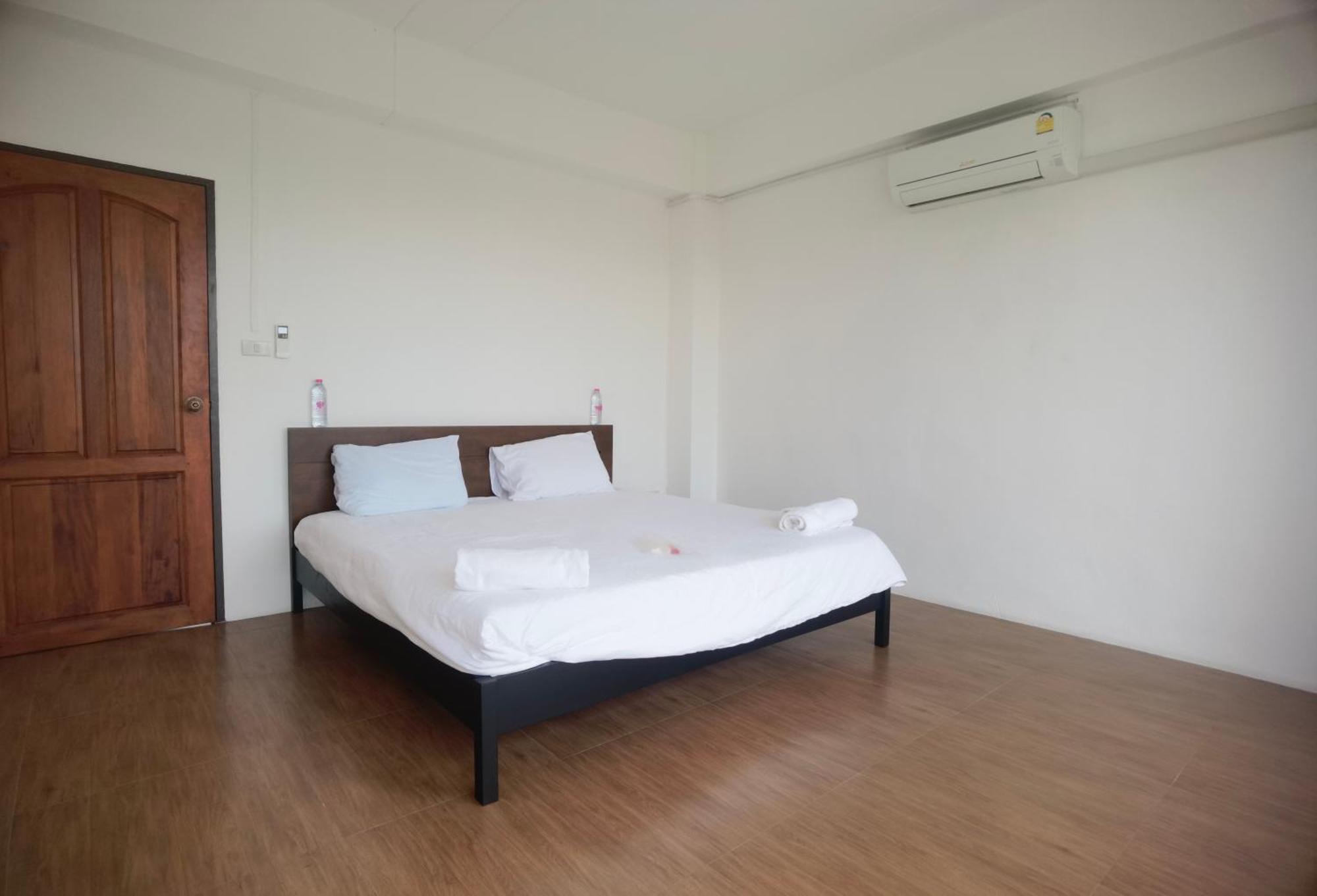 Hotel 115 Townhouse Ban Khlong Krang Zewnętrze zdjęcie
