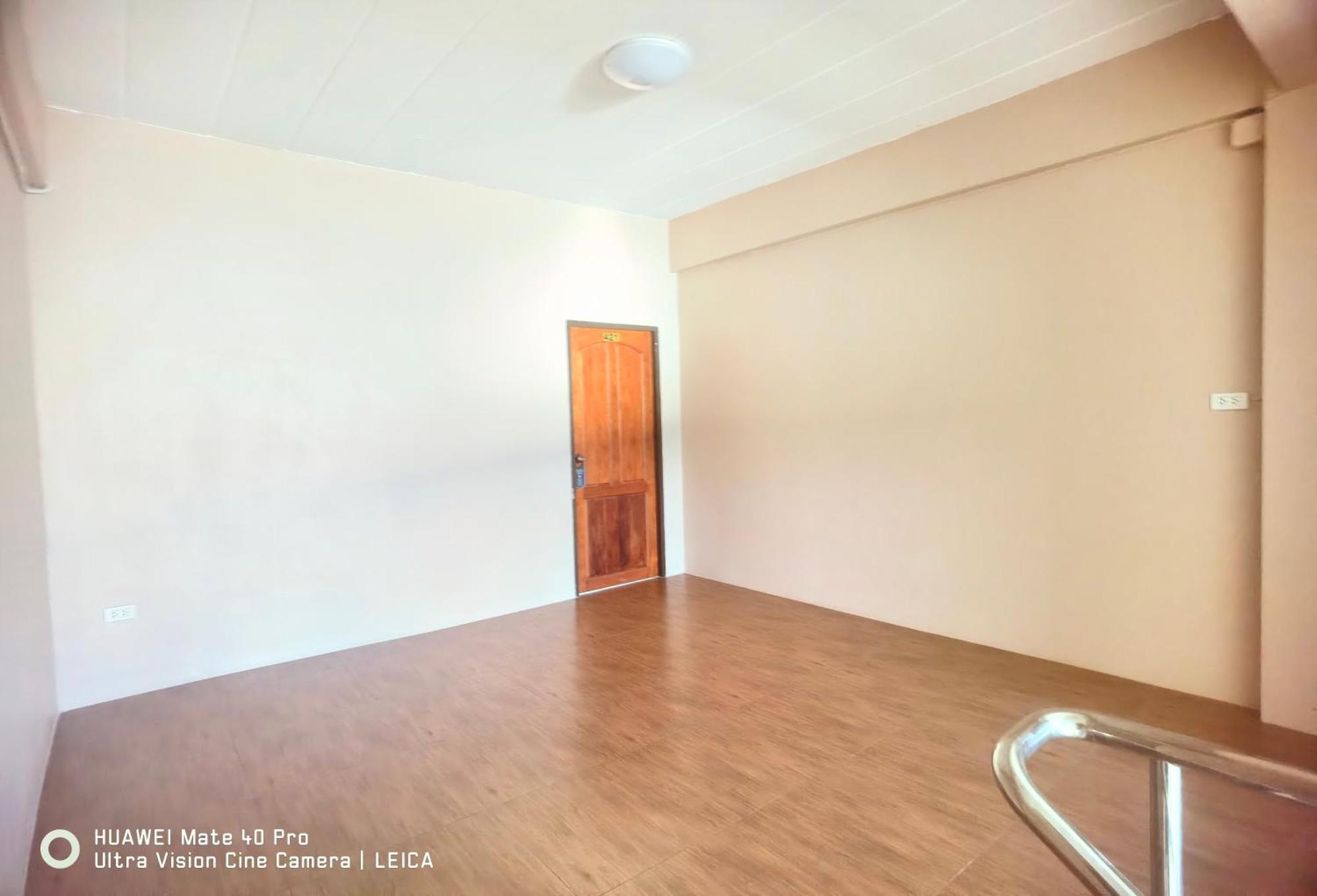 Hotel 115 Townhouse Ban Khlong Krang Zewnętrze zdjęcie