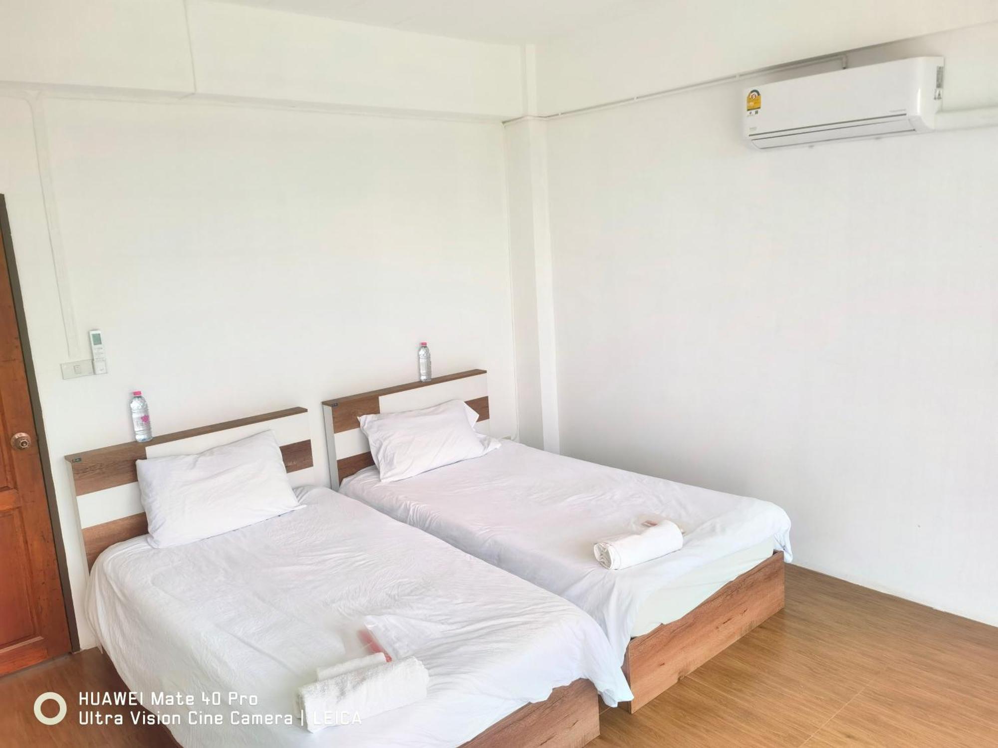 Hotel 115 Townhouse Ban Khlong Krang Zewnętrze zdjęcie