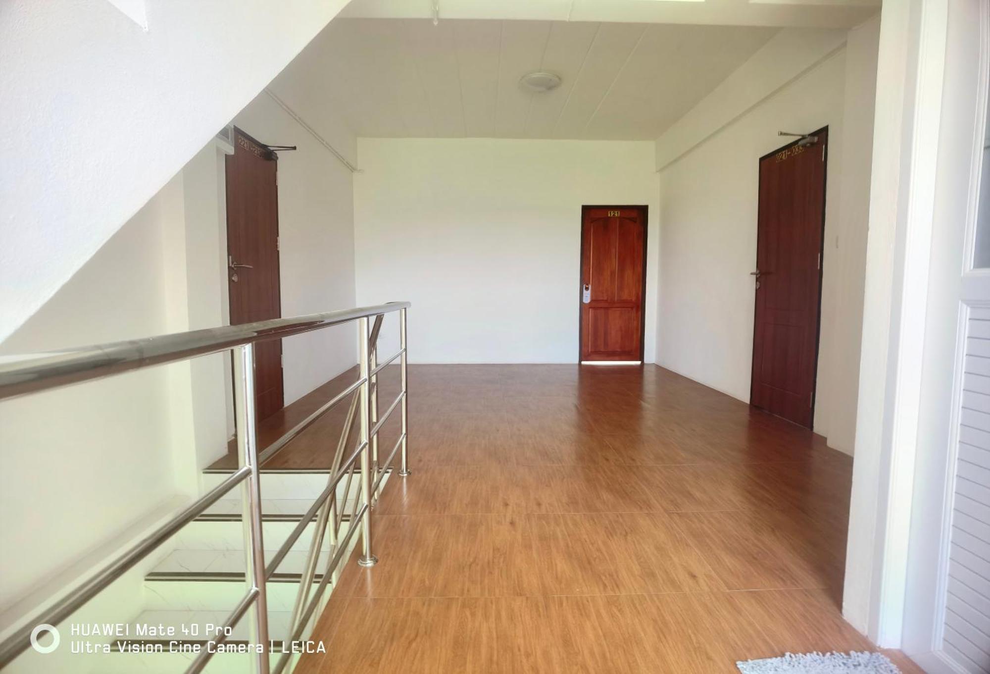 Hotel 115 Townhouse Ban Khlong Krang Zewnętrze zdjęcie