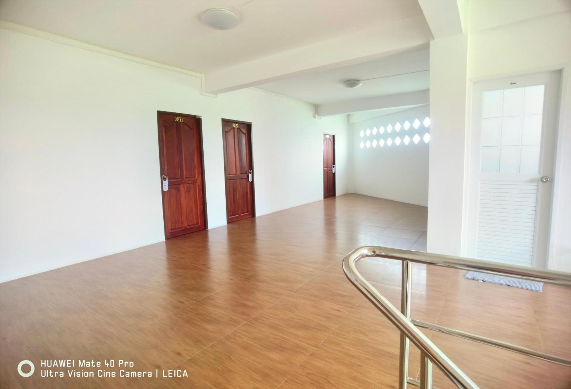 Hotel 115 Townhouse Ban Khlong Krang Zewnętrze zdjęcie