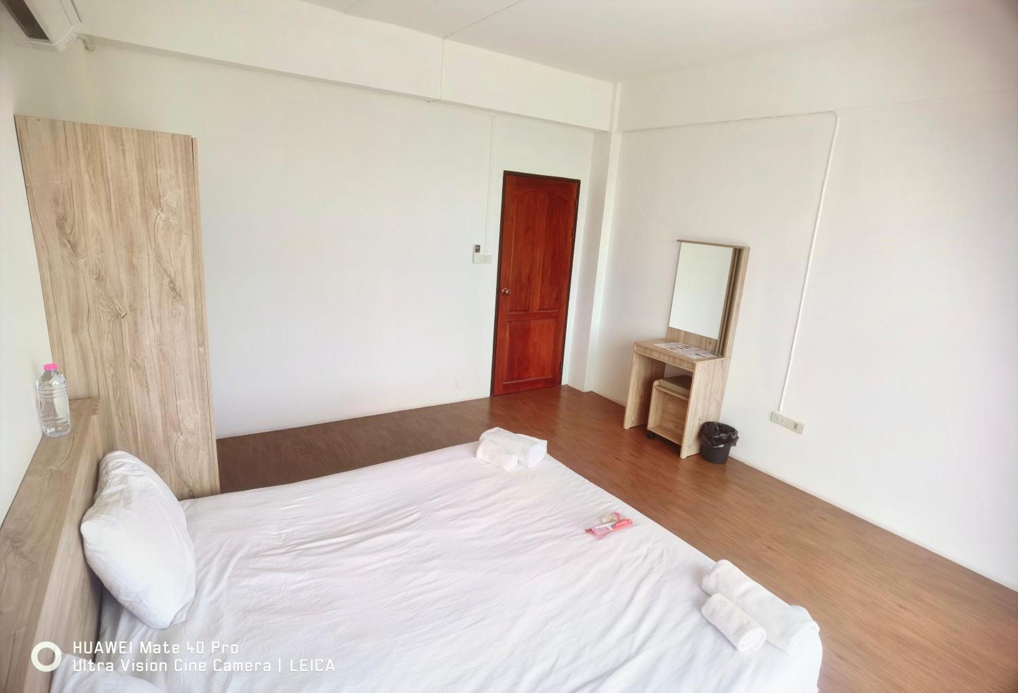 Hotel 115 Townhouse Ban Khlong Krang Zewnętrze zdjęcie